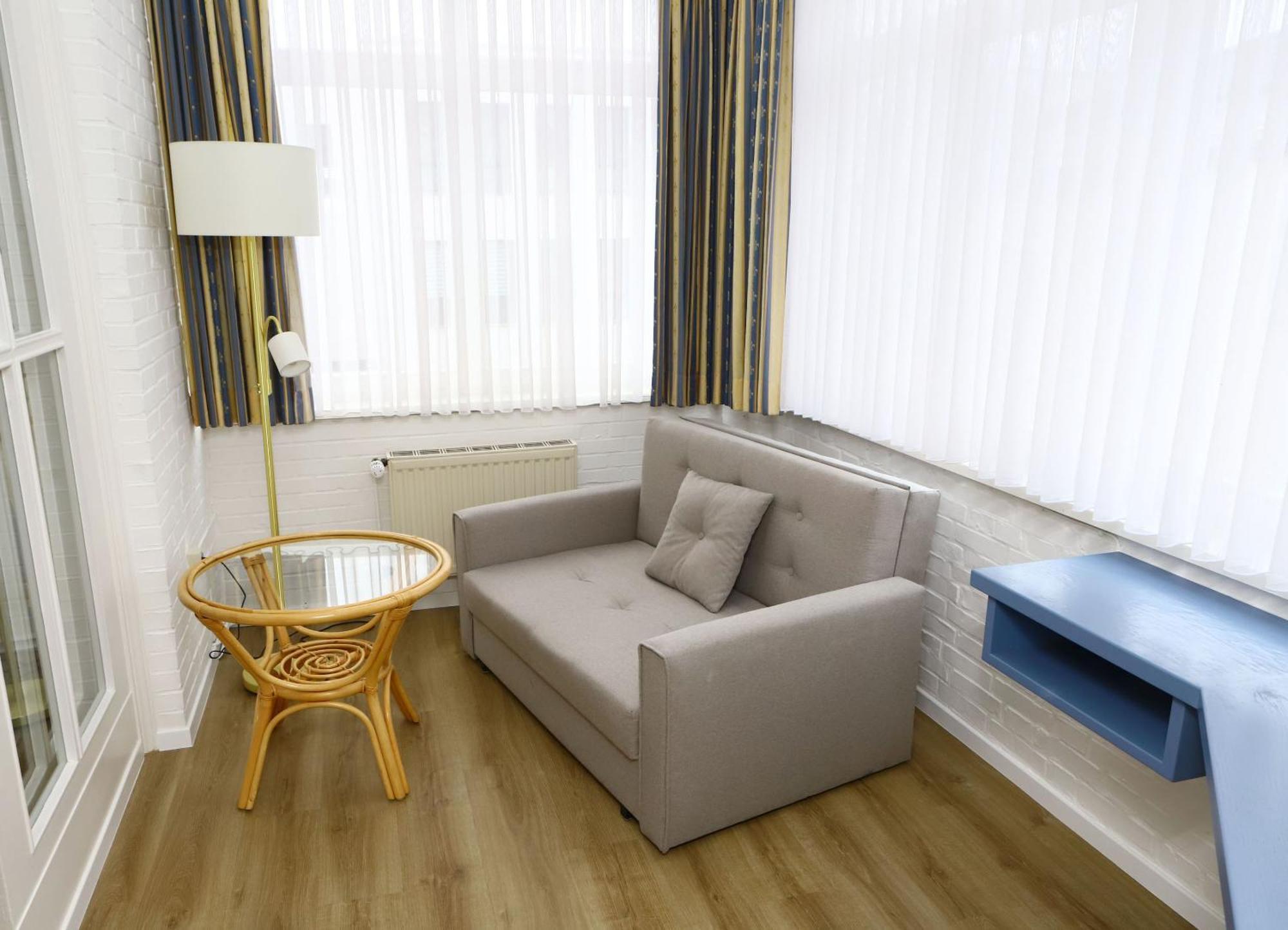 City Hotel Дельменхорст Экстерьер фото